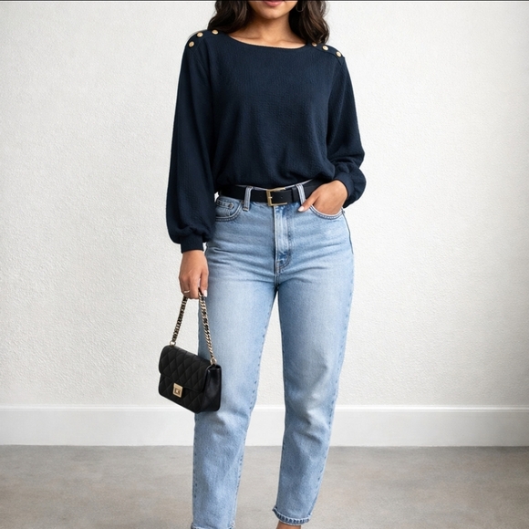 New Lush crinkle textured long sleeve top with gold accent buttons sz S - Picture 4 of 9